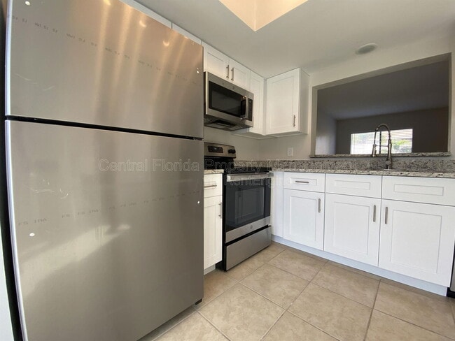 Building Photo - 12014 Pepperdine Pl