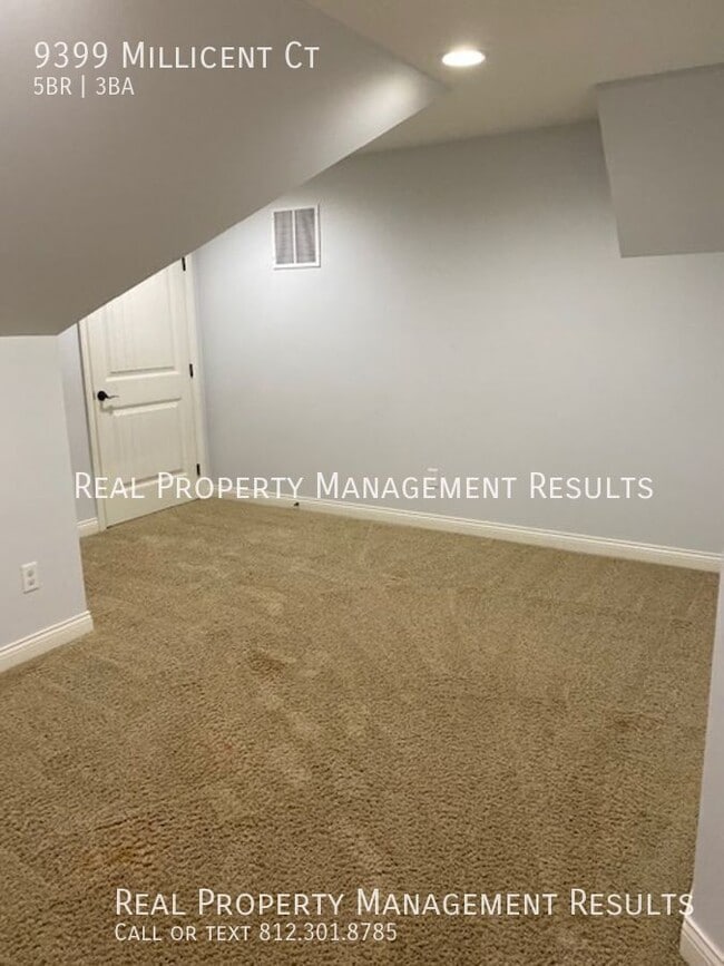 Building Photo - 9399 Millicent Ct
