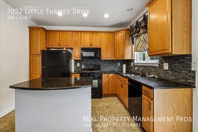 Building Photo - 7022 Little Thames Drive