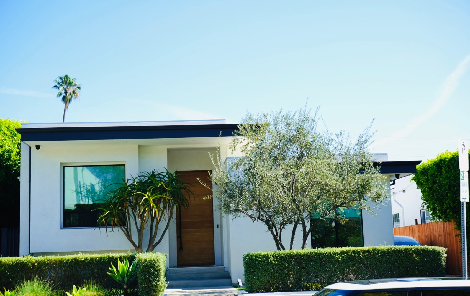 Building Photo - 738 N Sierra Bonita Ave