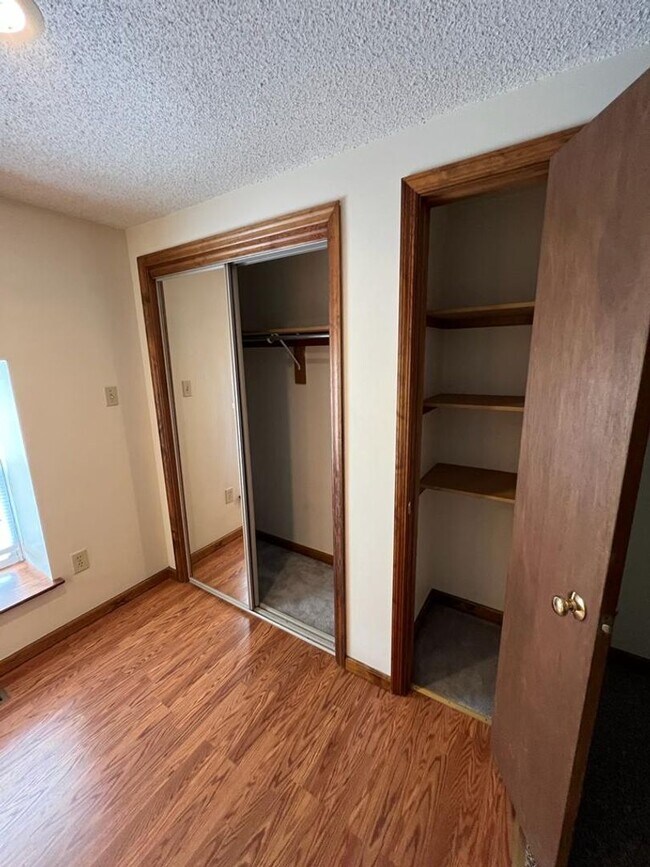 Building Photo - 2-Story, One Bedroom Loft Townhome AVAILABLE JUNE 2026 - Wernersville, PA