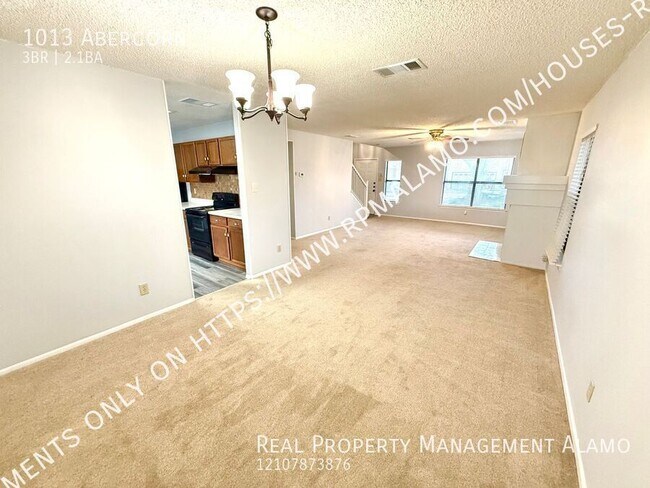 Building Photo - 1013 Abercorn-