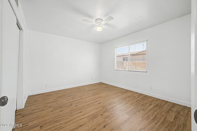 Building Photo - 5938 W Ocotillo Rd