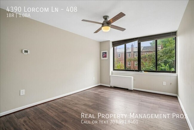 Building Photo - 4390 Lorcom Ln