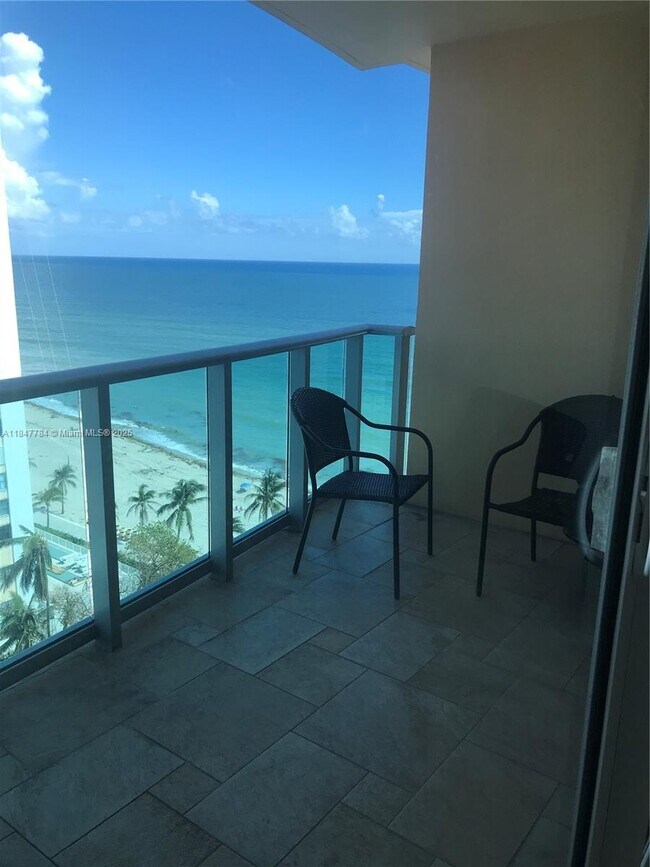 Primary Photo - 2501 S Ocean Dr