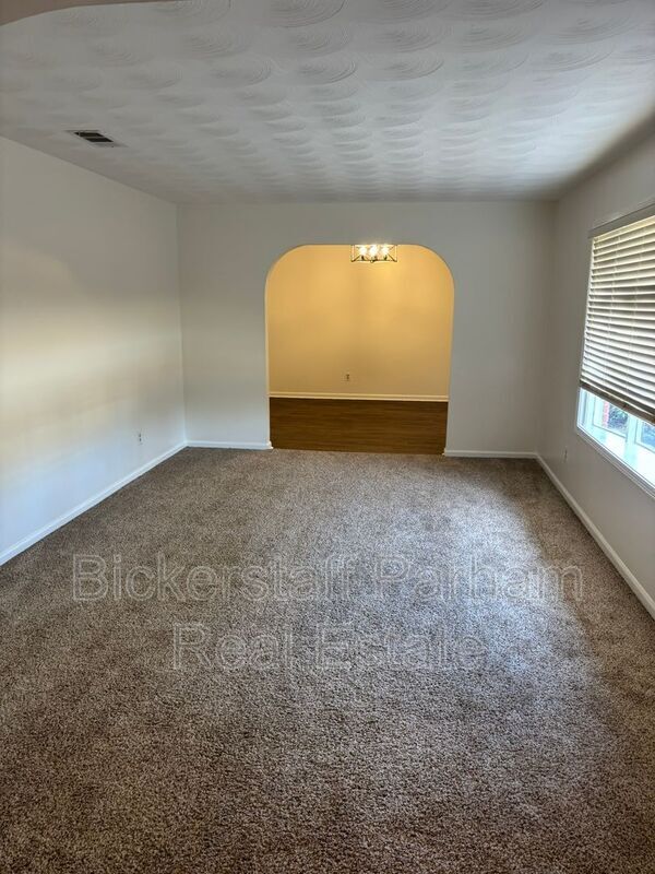 Building Photo - 5410 Kennedy St