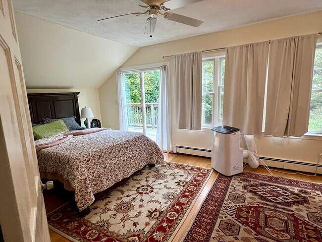 Building Photo - 46 Auburndale Ave