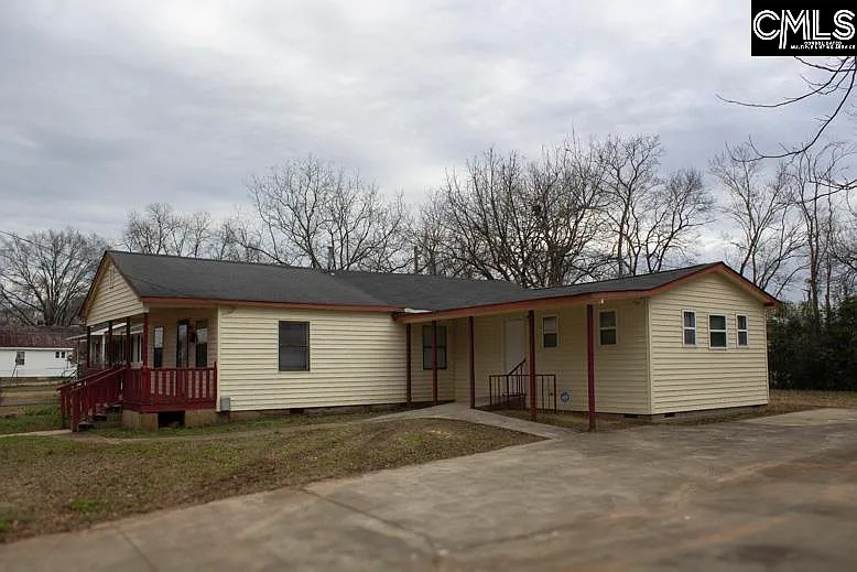 Primary Photo - 460 Fairfield St