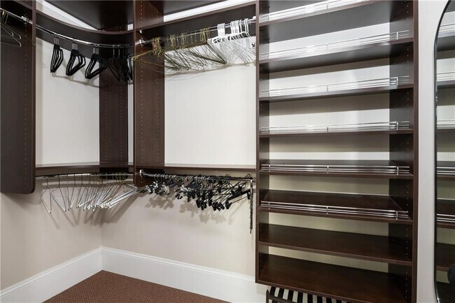 Building Photo - 582 St Charles Ave NE