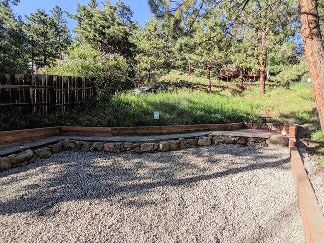 Building Photo - 4934 Little Cub Creek Rd