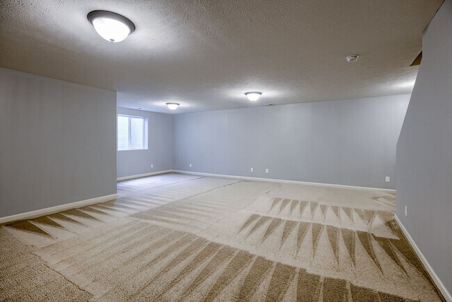 Building Photo - Spacious 4-Bedroom Near Lake Cunningham