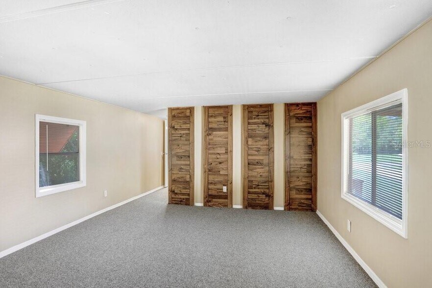 Building Photo - 14606 Coral Dr