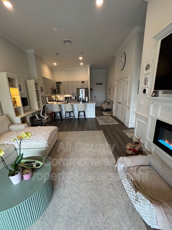 Building Photo - 320 Middlesex Ave