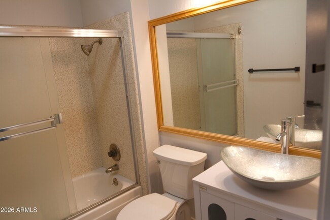 Building Photo - 16801 N 45th Pl