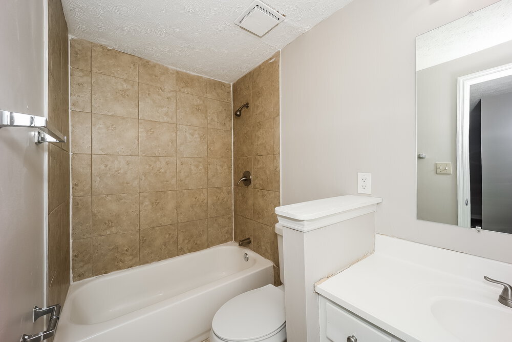 Building Photo - 8866 Wellston Ct