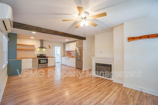Building Photo - 3113 Yeoman Ave