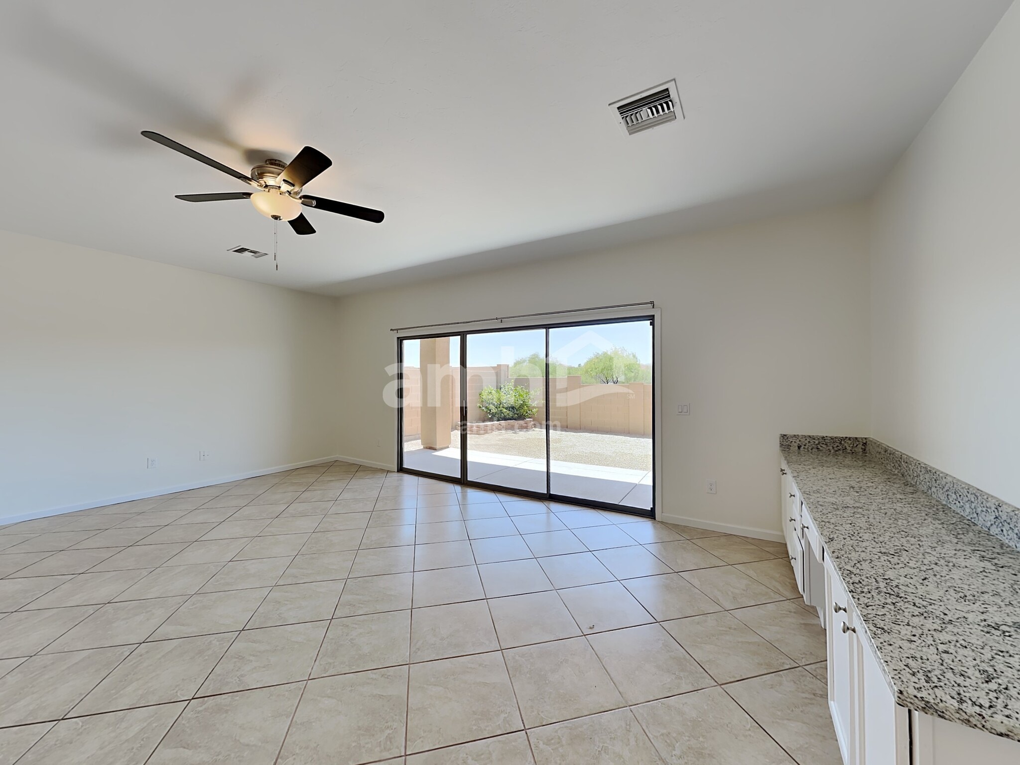 Building Photo - 10483 E Rita Ranch Crossing Cir