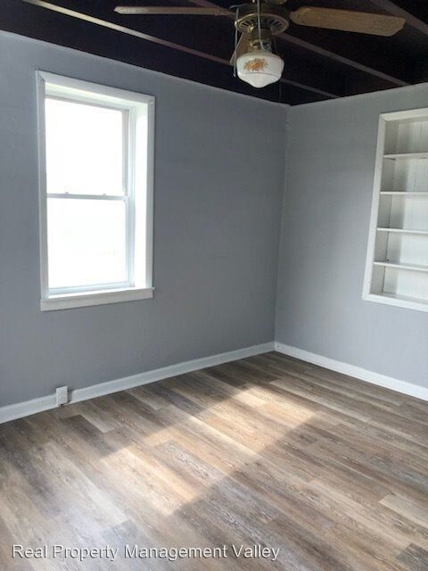 Building Photo - 3 br, 2 bath House - 222 Chestnut Street