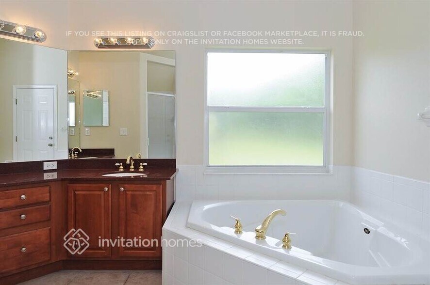 Building Photo - 5547 Foxtail Ct