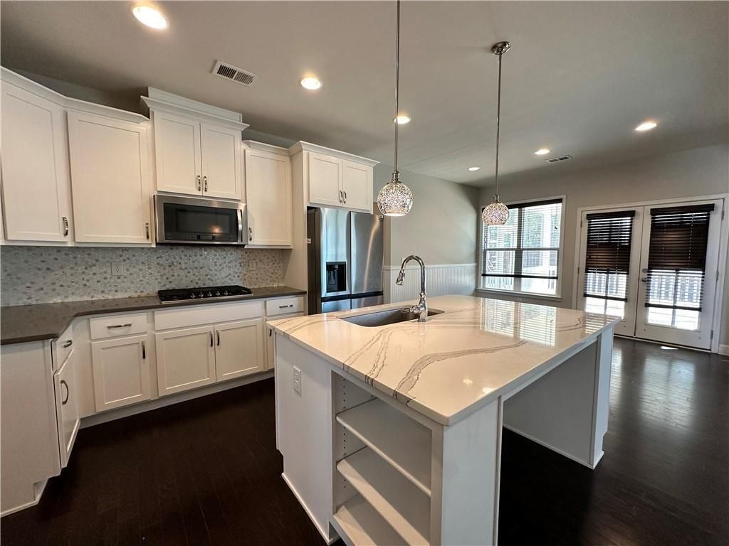 Building Photo - 3253 Cavendish Ct NE