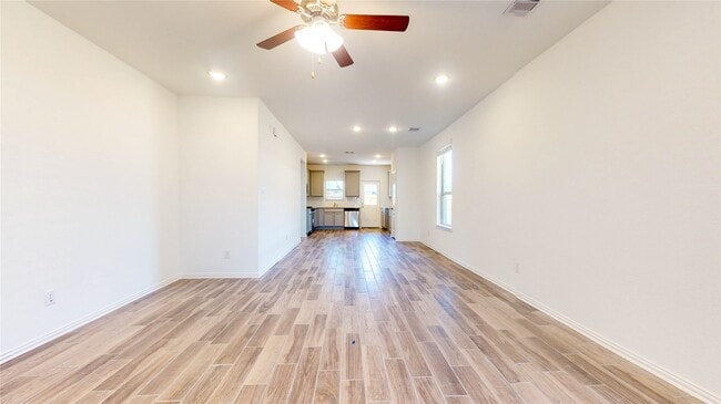 Building Photo - 31319 Black Frst Xing