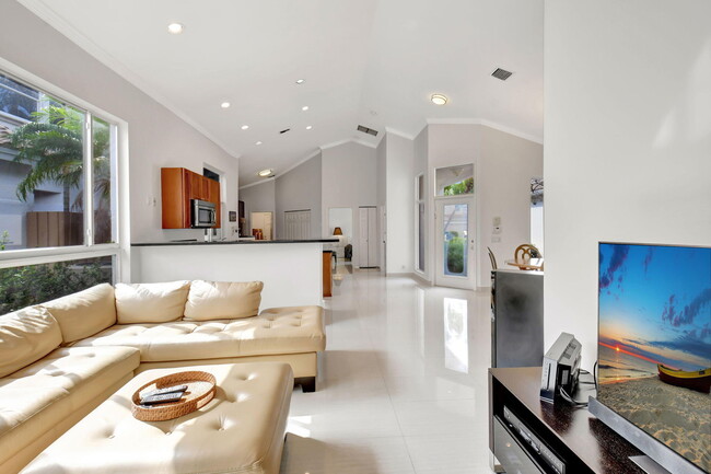 Building Photo - 2469 NW 66th Dr