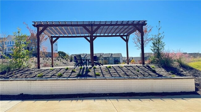 Building Photo - 813 Atkins Ln