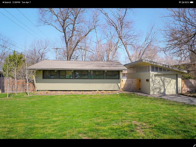 Building Photo - 4504 W 78th St