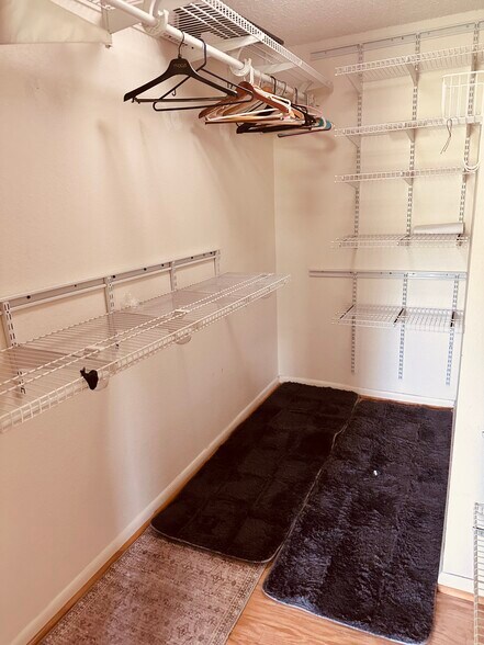 Master Walk-in Closet - 8108 Summer Shores Dr