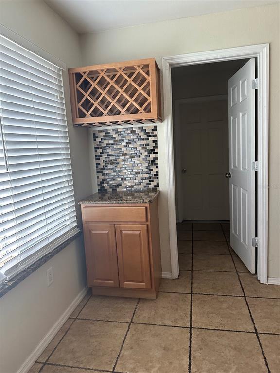 Building Photo - 2213 Excalibur Dr