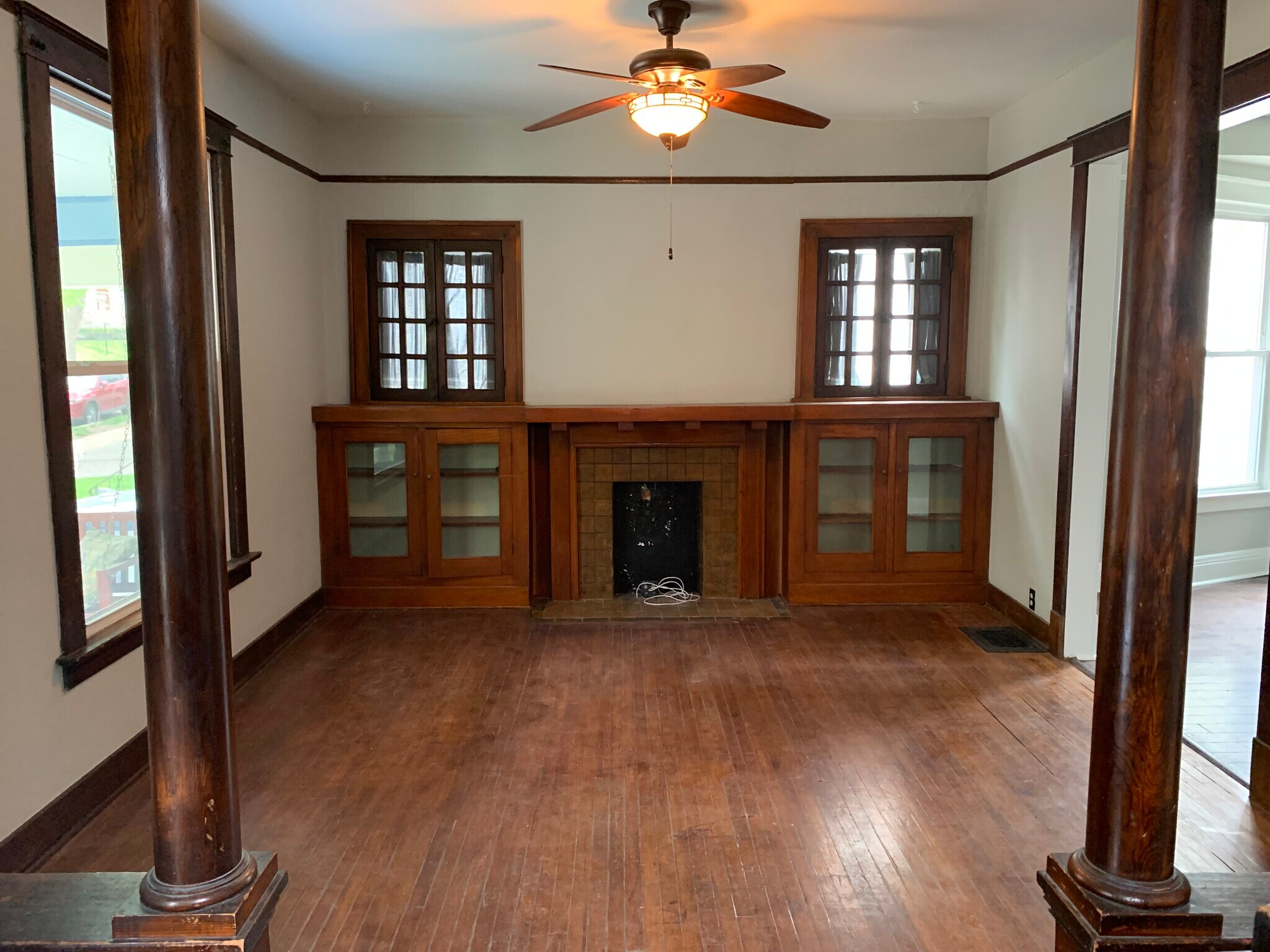 Building Photo - 4132 Oak St