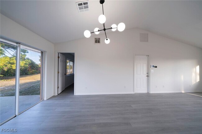 Building Photo - 4306 11th St SW