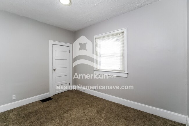 Building Photo - 725 N Bosart Ave