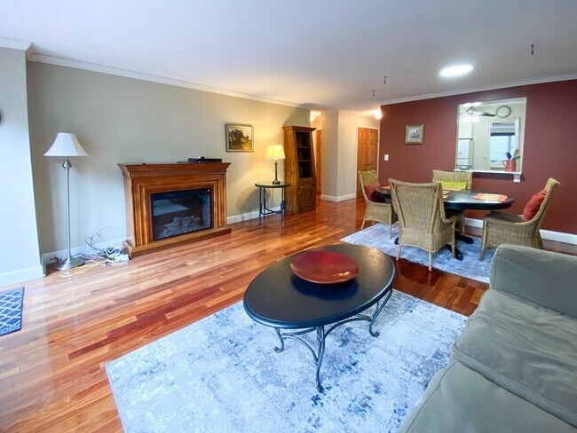 Building Photo - 151 Tremont St