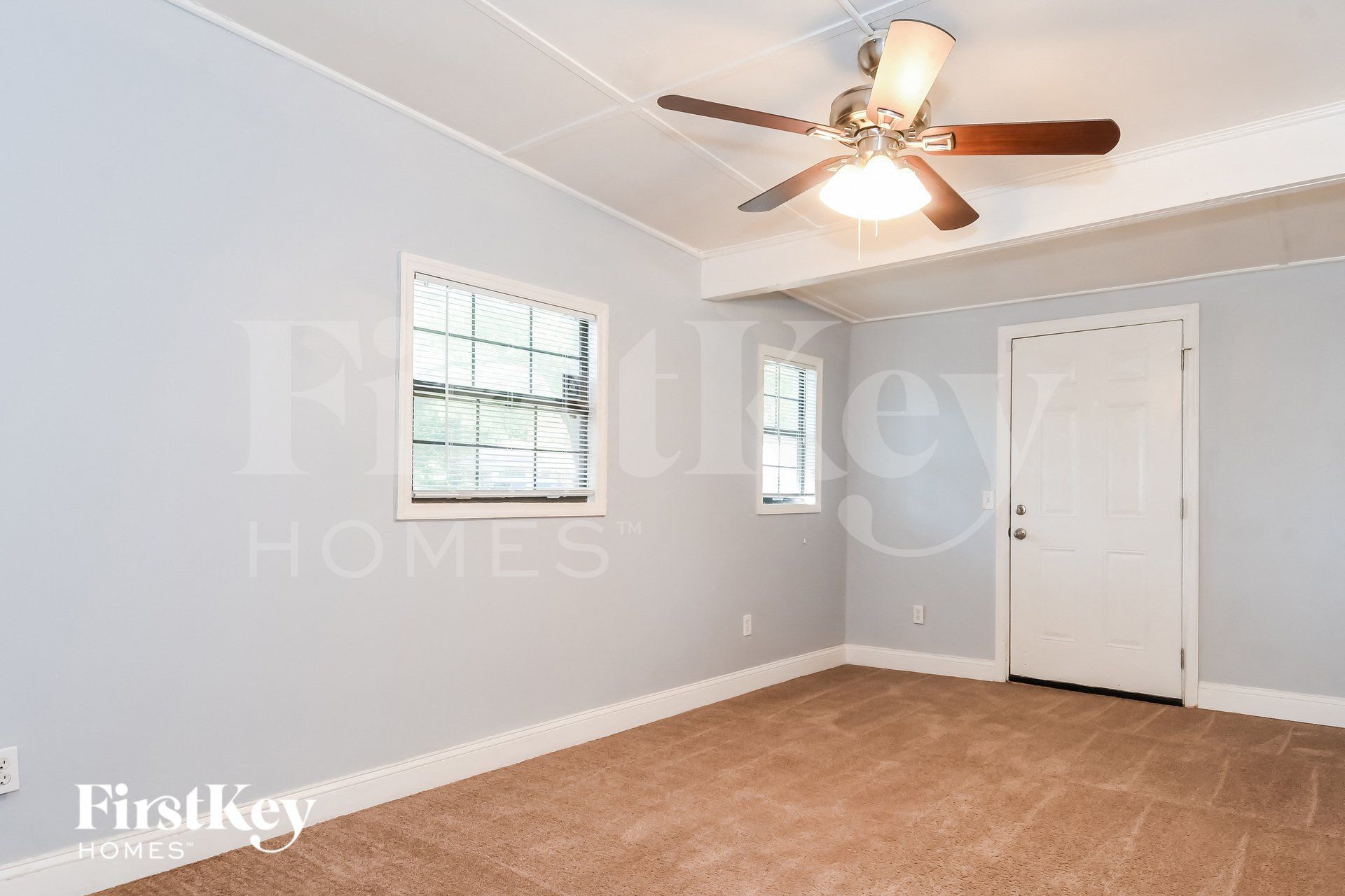 Building Photo - 7720 Lauderdale Dr N