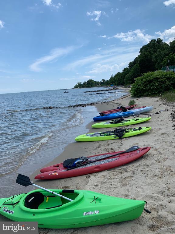 Building Photo - 1442 Rehling Dr