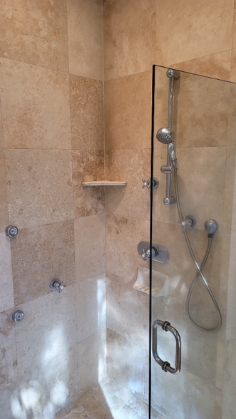 Building Photo - 1700 Flagler Ave