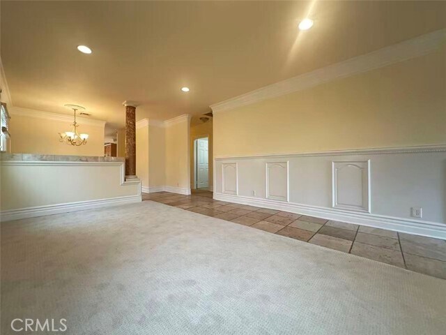 Building Photo - 928 S Bon View Ave