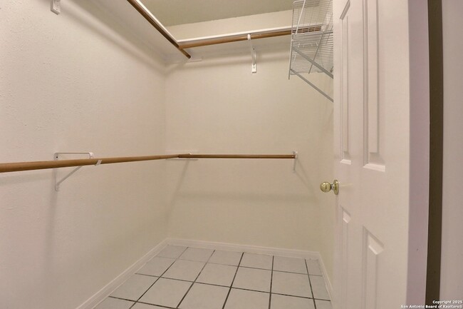 Building Photo - 8534 Timber Lodge