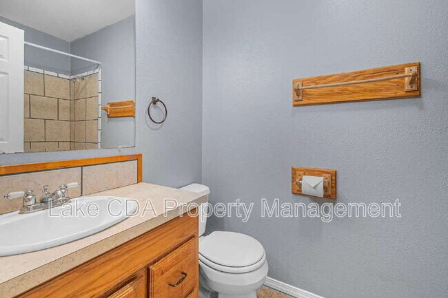 Building Photo - 1411 E Lunceford Ln