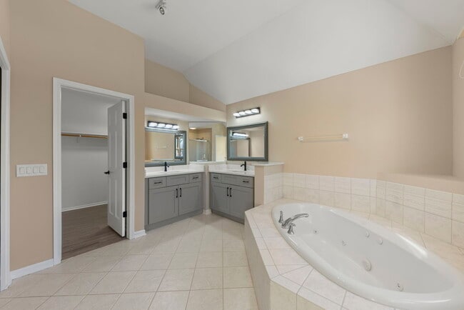 Building Photo - 442 Mallard Point Dr