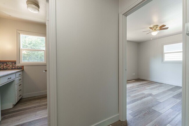 Building Photo - MOVE IN SPECIAL - Charming 1950’s Two-Bedroom with Character & Shared Outdoor Space