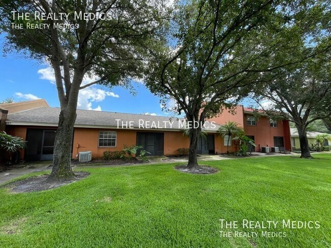 Building Photo - 4874 Tangerine Ave