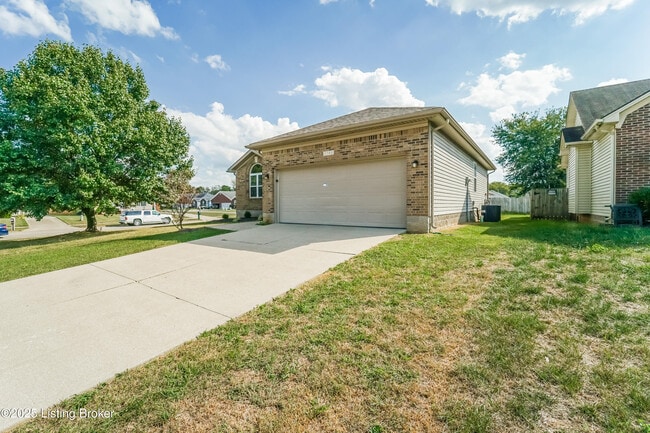 Building Photo - 6700 Leverett Ln