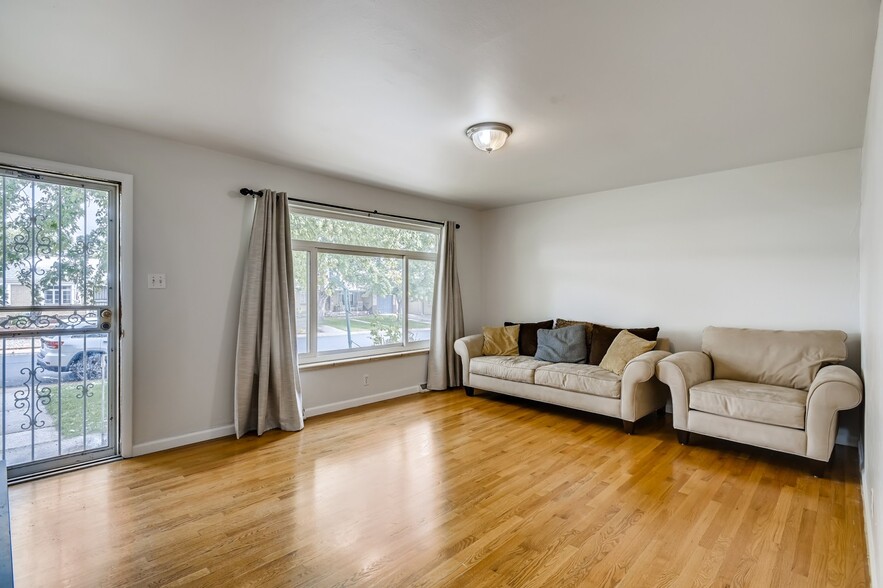 Building Photo - 1275 S Fenton St