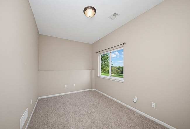 Building Photo - 2608 Brooke Bend