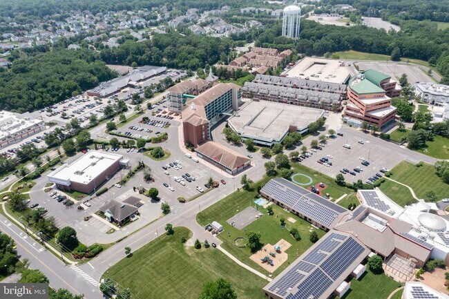 Building Photo - 6070 Main St