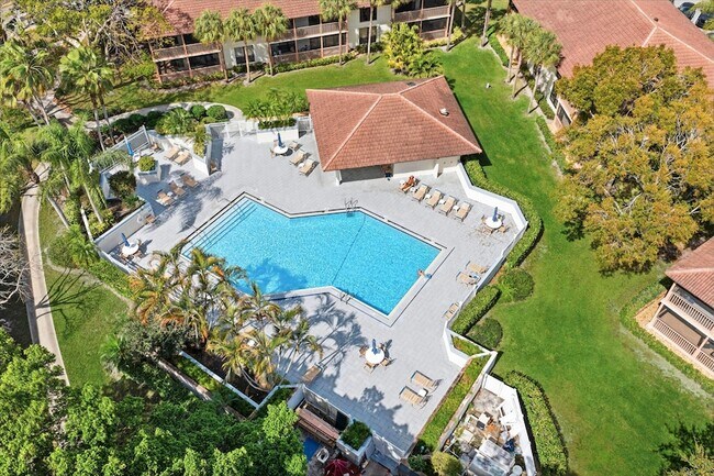 Building Photo - 137 Brackenwood Rd