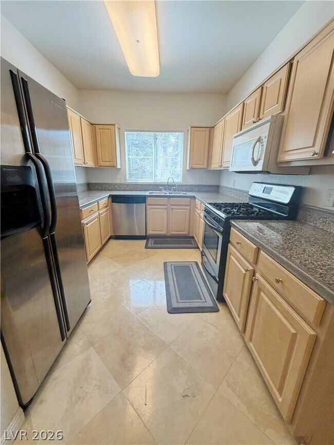 Building Photo - 5250 S Rainbow Blvd