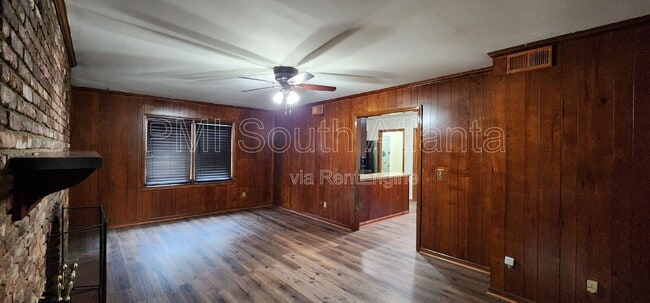 Building Photo - 3820 Meadowlark Dr